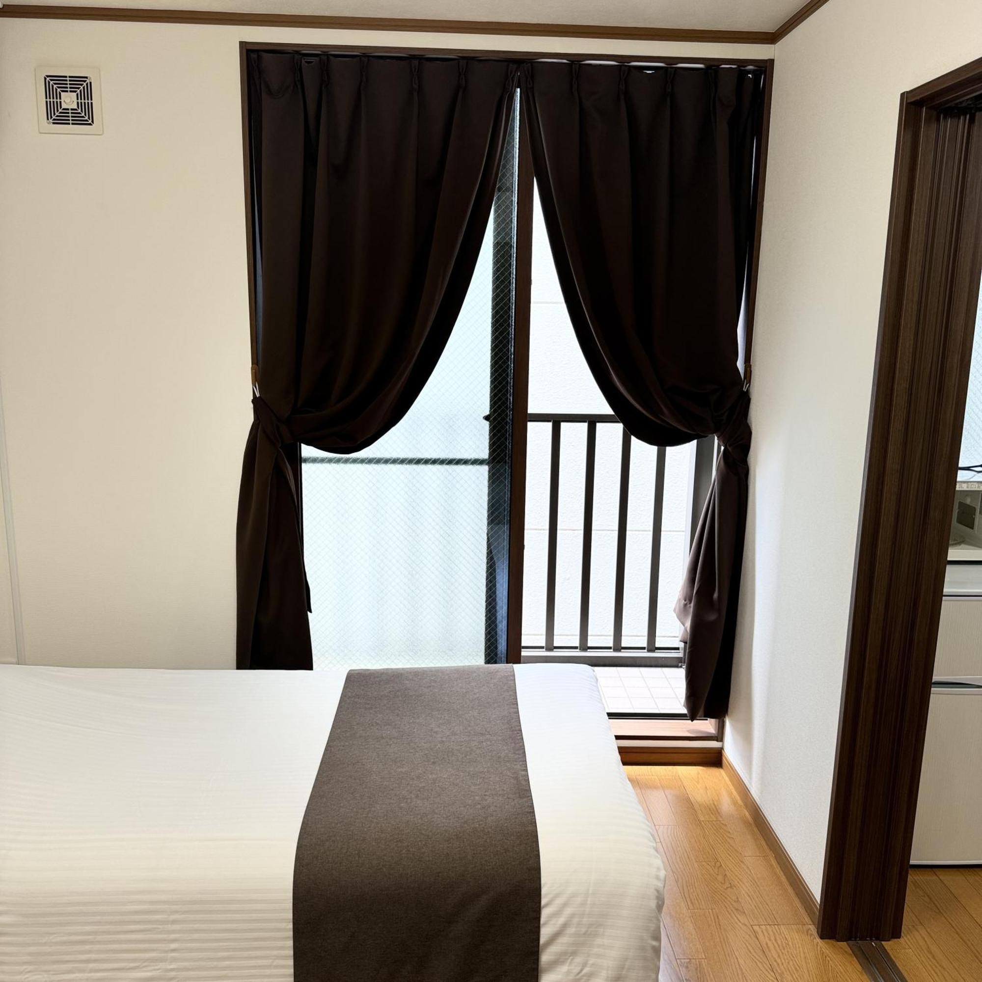 Thanyaporn Hotel Такаяма Экстерьер фото