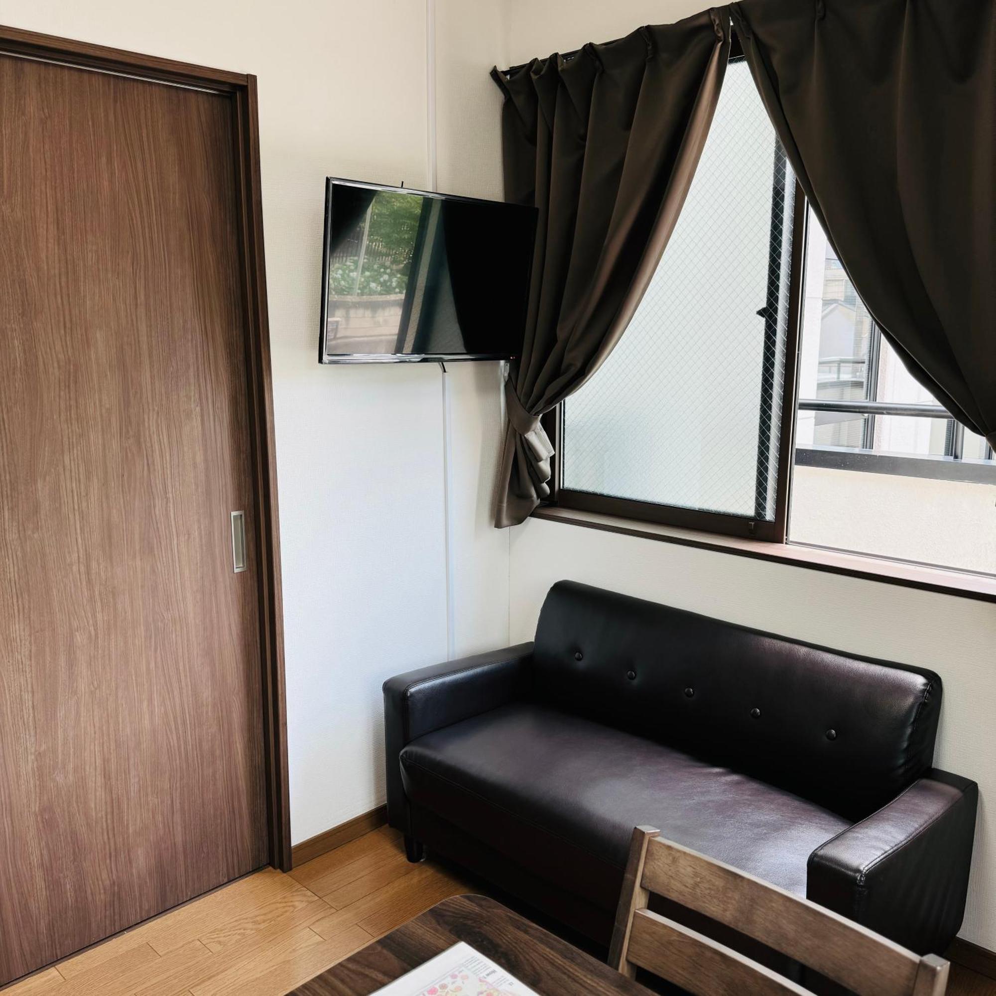 Thanyaporn Hotel Такаяма Экстерьер фото